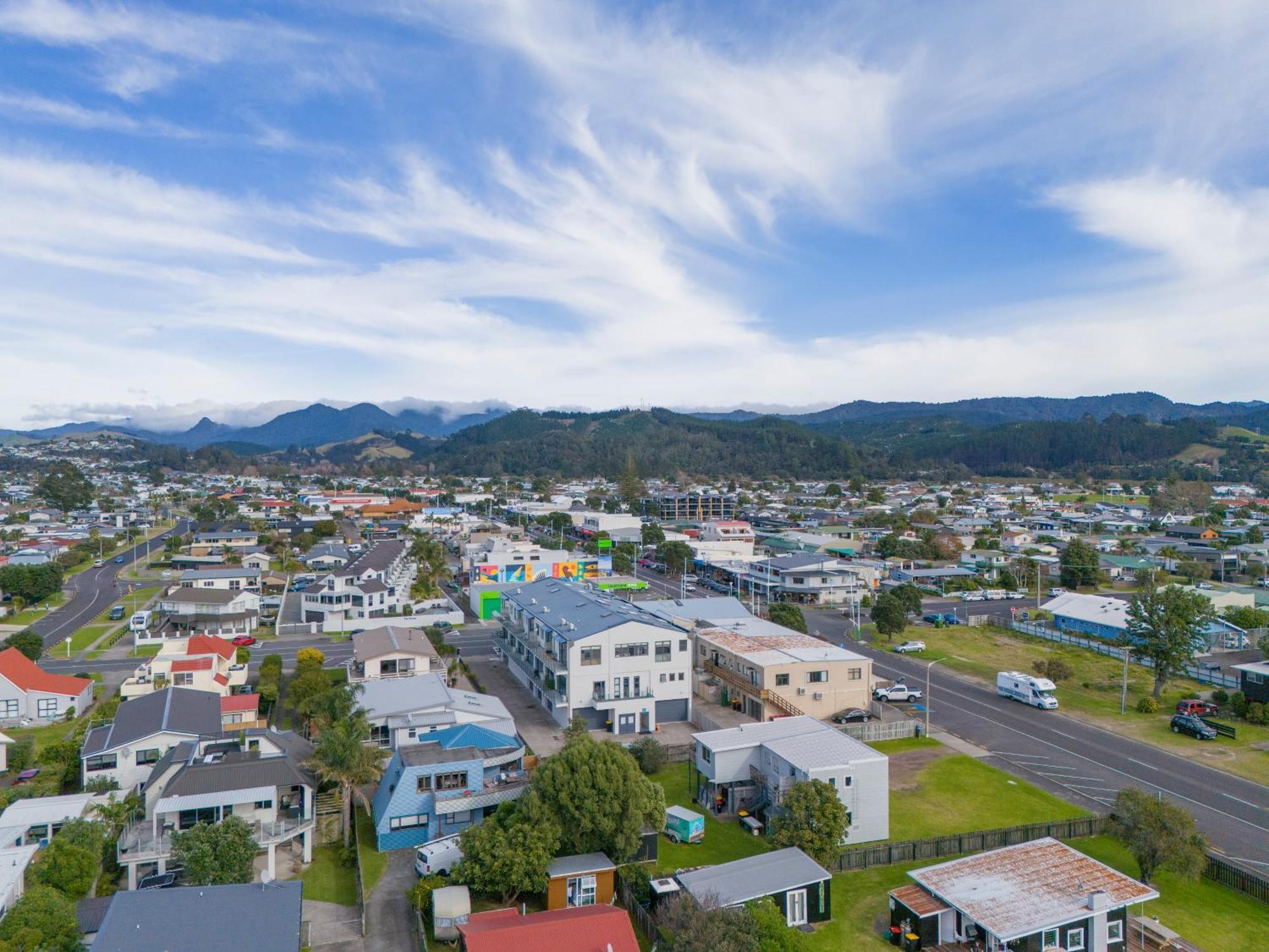 Coast Awhile - Whangamata Holiday Home Zewnętrze zdjęcie